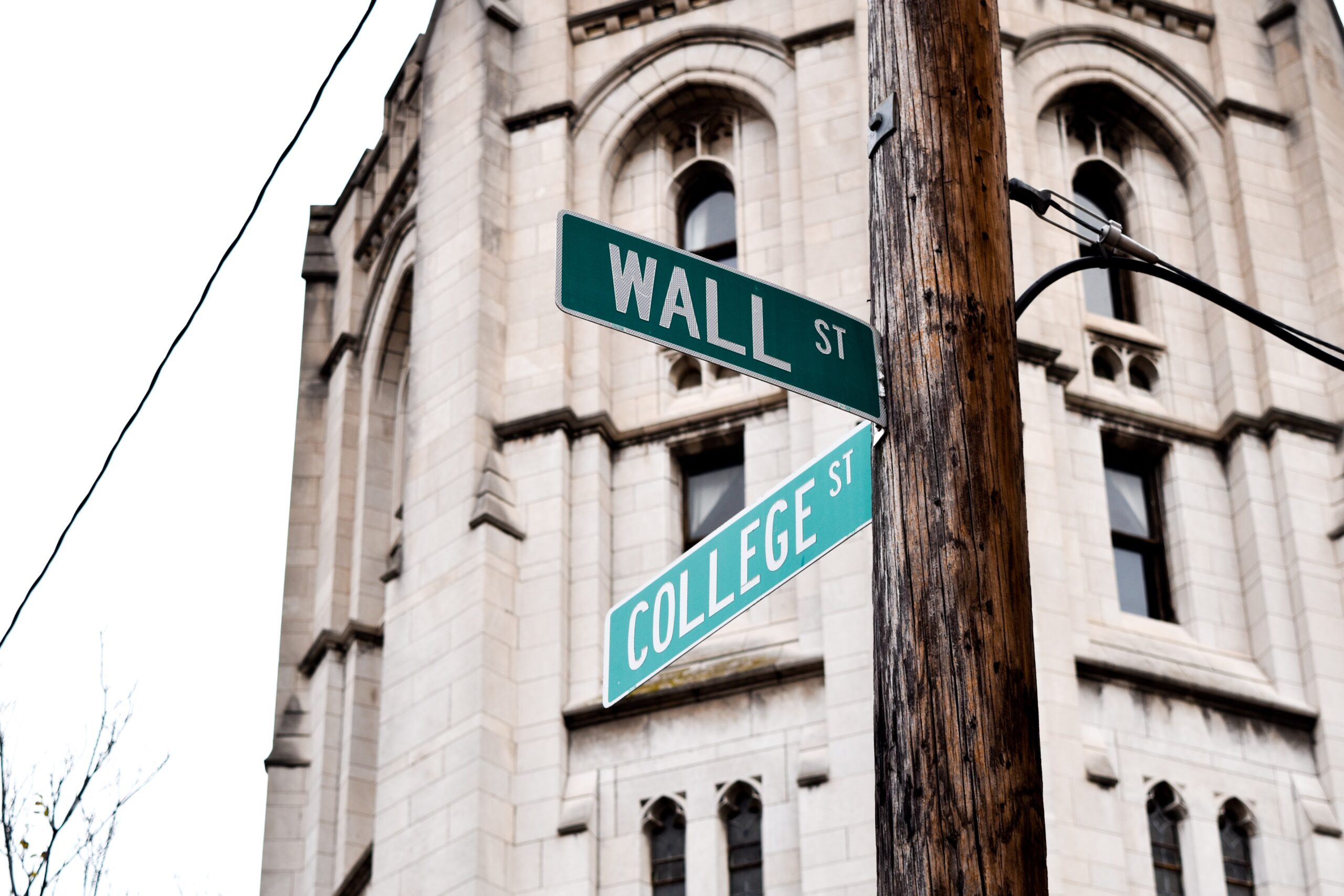 How To Get Into Yale Art? Portfolio Guide